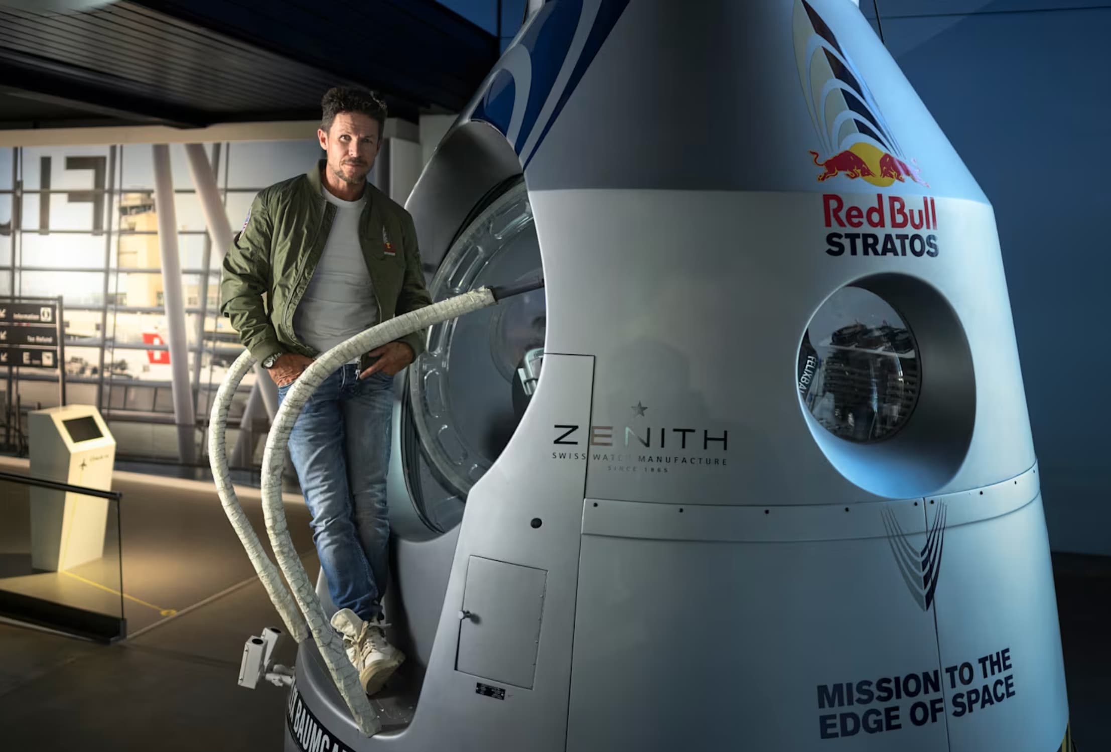 red bull felix baumgartner - www Red Bull Stratos Zenith Swiss Wate Manufacture Since 1865 Felixba Mission To The Edge Of Space